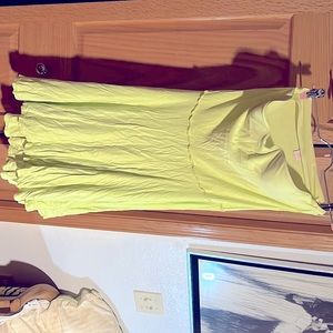 strapless, perfect neon yellow dress for the summer